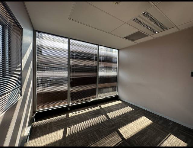 493M² OFFICE TO LET IN HIGHVELD